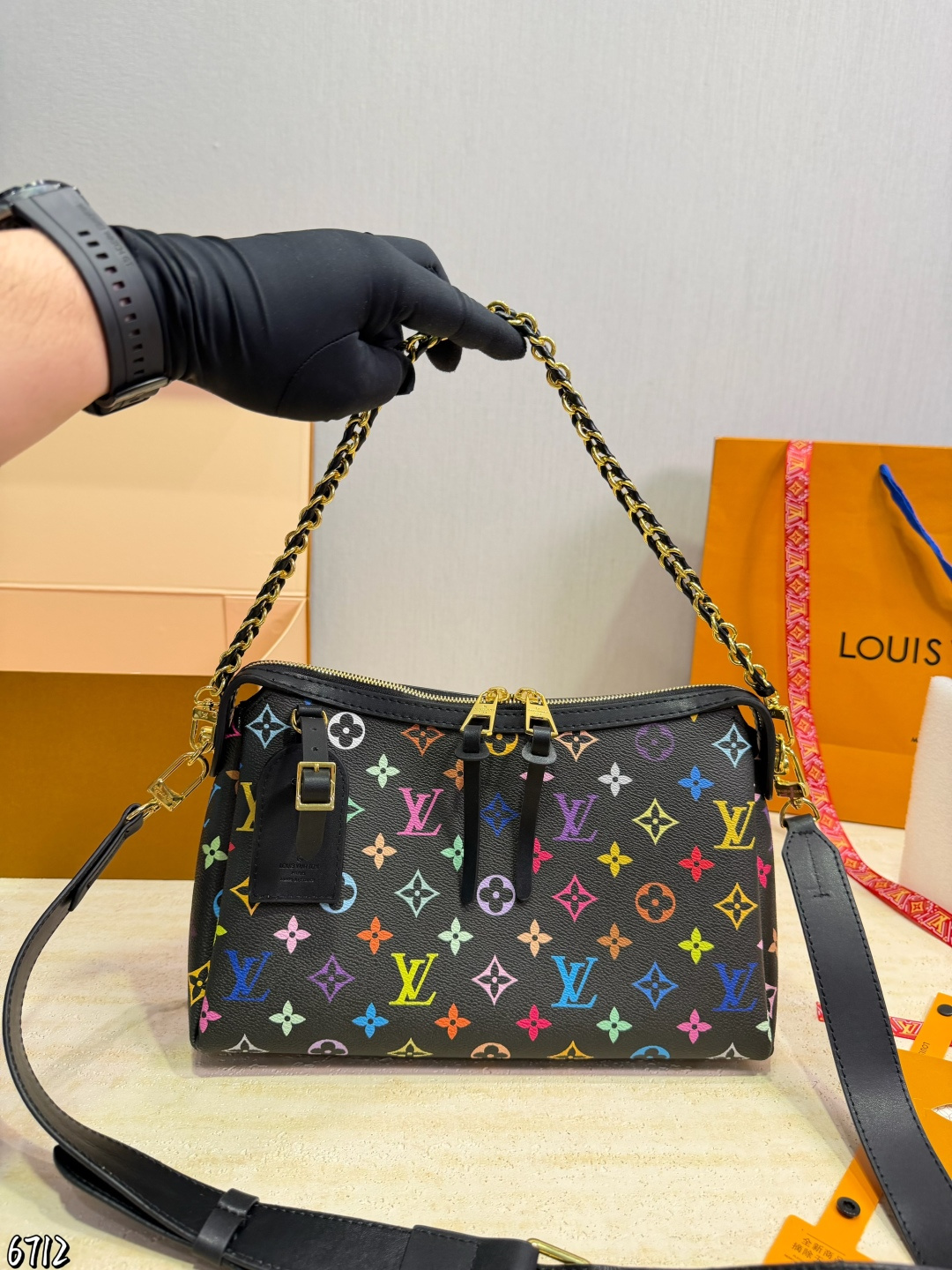 Louis Vuitton LV Carryall Cowhide Leather | Luxury Designer Fashion Accessory